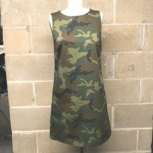 Alice and Olivia Clyde shift dress